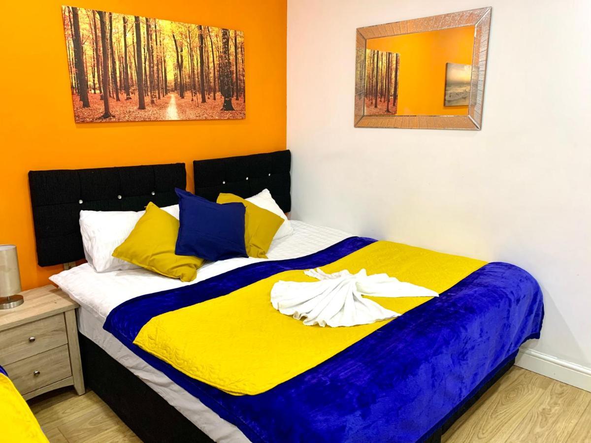London 2 Bedroom Apartment, Kitchen, Reception And Private Garden Dış mekan fotoğraf