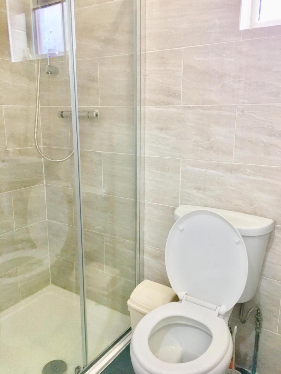 London 2 Bedroom Apartment, Kitchen, Reception And Private Garden Dış mekan fotoğraf